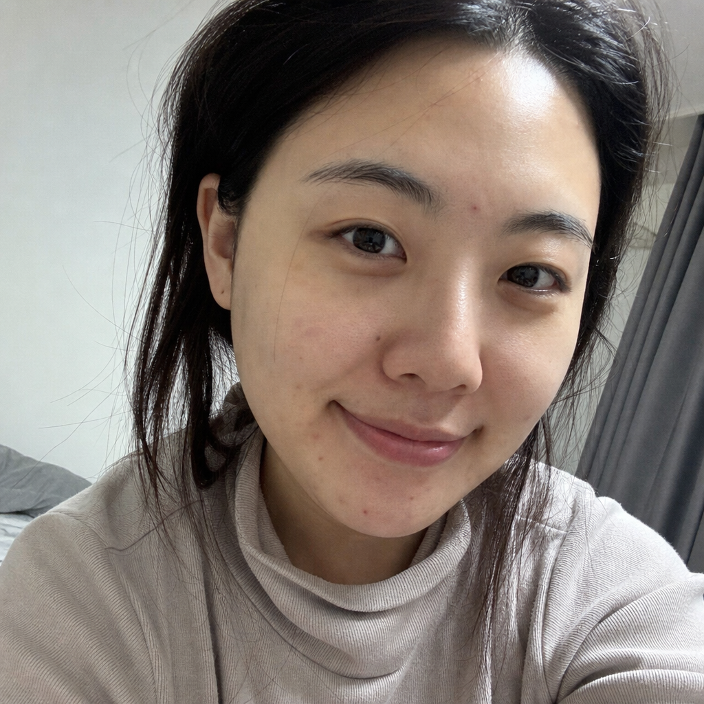 여성 스마트폰 셀피